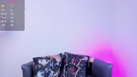 Snapshot of miss__daphne chatting on September 25, 3:02 am Daphne online show from September 25, 3:02 am