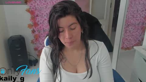 miss_adams01 online show from February 26, 5:49 pm