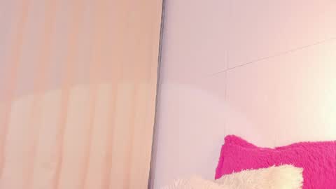    online show from April 10, 2:11 pm