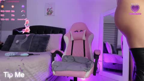 A M A R A N T H A online show from March 7, 9:40 am