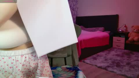 Snapshot of miss_anna909 chatting on March 4, 4:30 pm Anna online show from March 4, 4:30 pm