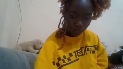 Snapshot of miss_atitude chatting on October 9, 4:07 am miss_atitude online show from October 9, 4:07 am