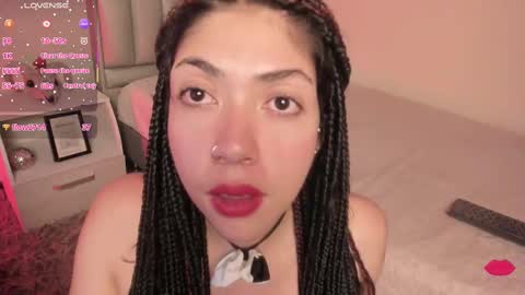 Snapshot of miss_auroraa chatting on September 27, 2:31 am Aurora online show from September 27, 2:31 am