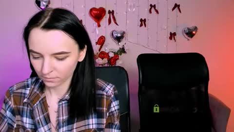 miss_courtney online show from March 4, 9:50 am