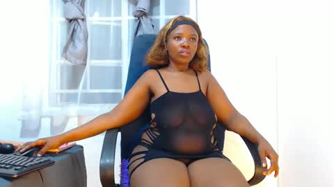 miss_cuteface online show from November 7, 8:33 pm