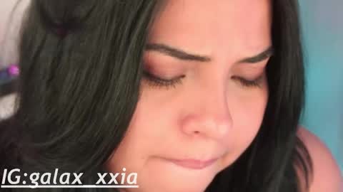 Snapshot of miss_galaxxia chatting on October 30, 8:53 pm  Elisabeth  IG galax xxia       online show from October 30, 8:53 pm