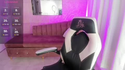 Isabella online show from September 19, 2:21 pm