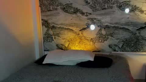 miss_khalifadoll online show from April 12, 7:45 am