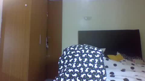 Snapshot of miss_kiarrafit chatting on September 19, 6:33 pm Miss Kiarrafit online show from September 19, 6:33 pm