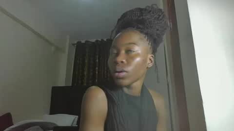 Miss Kiarrafit online show from November 18, 7:55 am