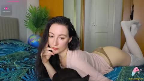 Laura online show from February 25, 11:32 am