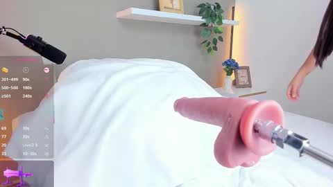 miss_lori_ online show from February 21, 2:42 pm