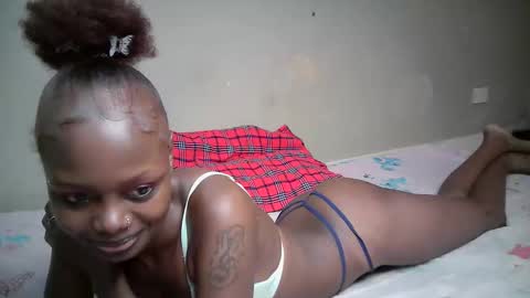 miss_pretty01 online show from April 4, 6:15 pm