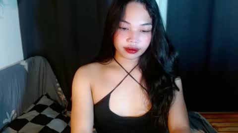 miss_sheimy online show from October 19, 7:24 am