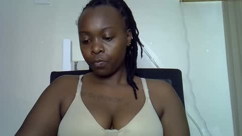 Miss  online show from November 24, 12:04 pm