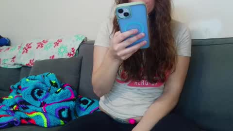 Bella online show from October 28, 2:40 pm