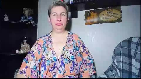 miss_tasha_kom online show from October 19, 9:25 am