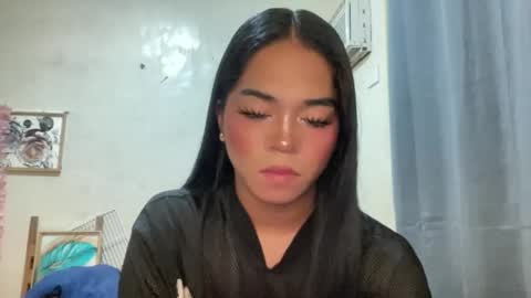 miss_veron_xoxo online show from April 15, 7:01 am