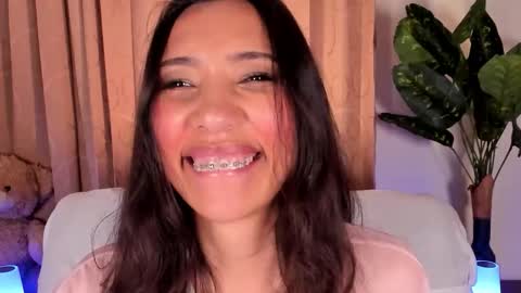 Miss Veronica online show from February 24, 1:58 pm