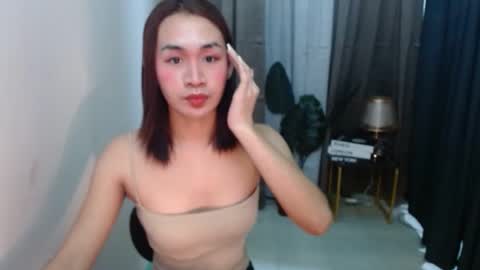 miss_ysabelle online show from November 27, 7:05 am