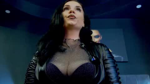 AliceReign online show from April 15, 9:01 am