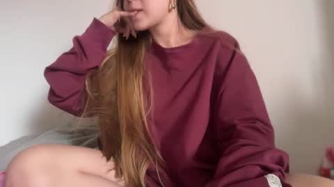 Ameliahs online show from October 10, 1:39 pm