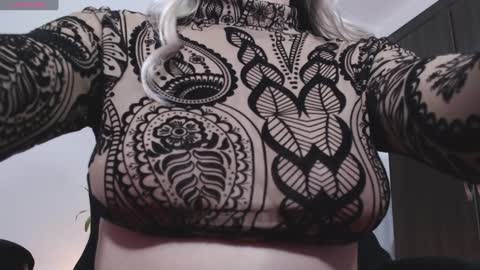 MissBlair online show from February 4, 11:59 pm