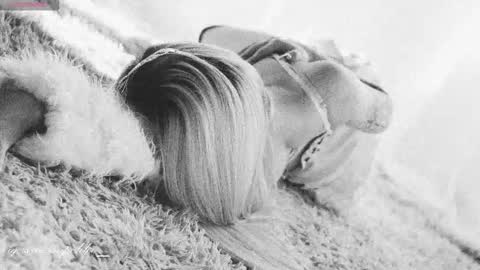 Chloe freelance model Please your thumbs up are important  online show from November 29, 11:34 pm