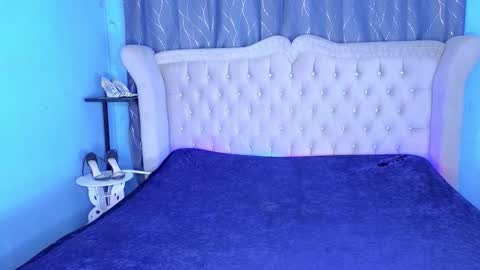 im your queen steffie online show from March 13, 1:53 am