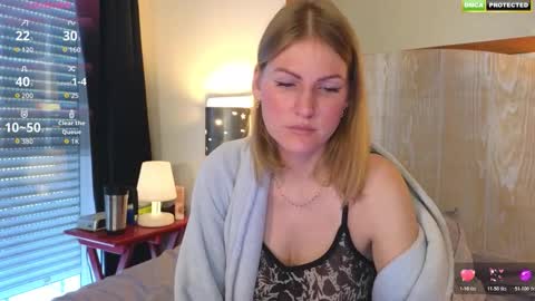 Misslucci online show from October 22, 7:44 am