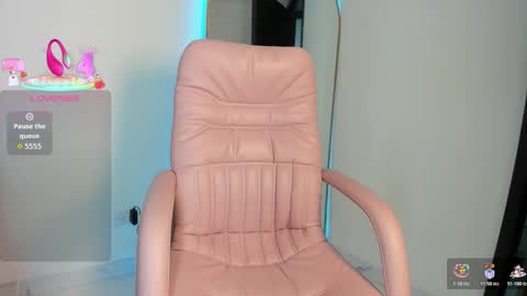 misslya0 online show from November 30, 12:07 am