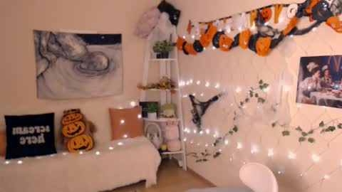 Li  online show from October 17, 1:15 pm