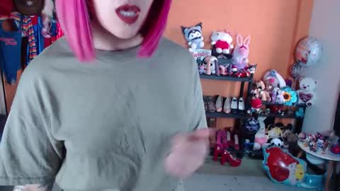 Miss Mia online show from January 7, 7:41 pm