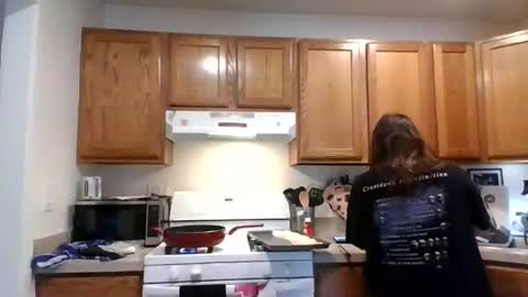 MissMona online show from March 21, 9:30 pm