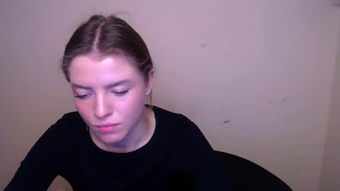 Olivia online show from February 12, 2:21 pm