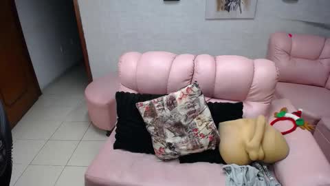 Penelope online show from November 11, 12:18 pm