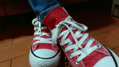 Snapshot of misssam28 chatting on February 19, 5:27 pm TELL ME MISS online show from February 19, 5:27 pm