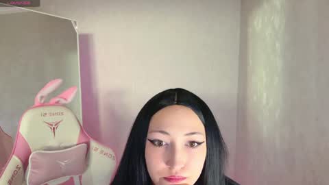 Nona online show from April 11, 3:27 pm