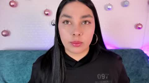 Pau OFmissweetpeach online show from December 13, 11:44 pm