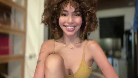 Divine Olga  online show from July 5, 9:33 pm