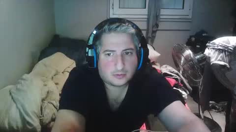 Snapshot of misterbelled chatting on September 15, 5:03 pm misterbelled online show from September 15, 5:03 pm