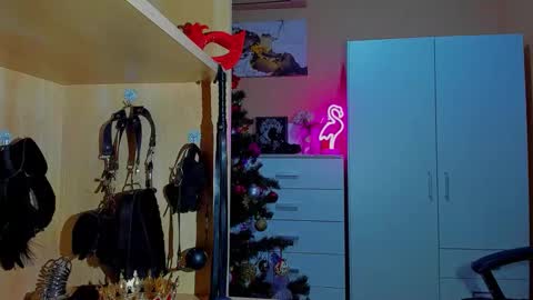 Mistress Kristi online show from January 10, 9:20 pm