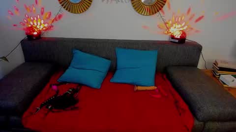 Meagan online show from November 8, 7:33 am