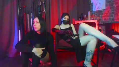 Mistress Valentine and her slave Yuna online show from January 4, 7:24 am