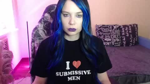 Miss Bailey online show from March 15, 2:09 pm