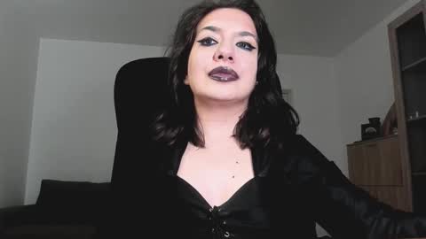 YourGoddessM online show from February 20, 9:17 pm