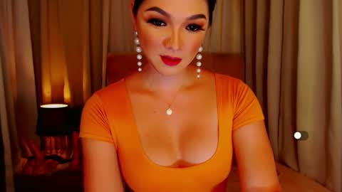 Leah online show from December 20, 6:19 am