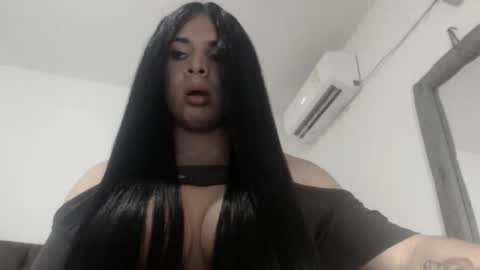 ALICE MADANE online show from November 5, 5:31 am