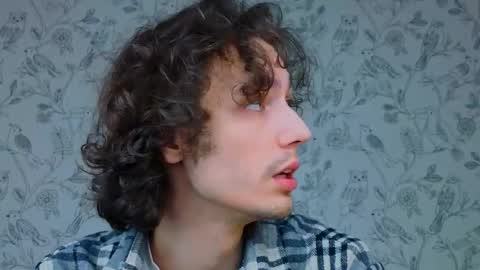 MitchelKors online show from April 18, 5:15 pm