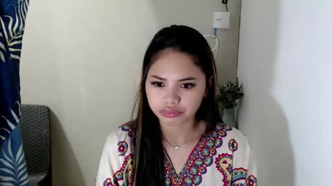 mitena_fox333 online show from June 3, 8:28 am